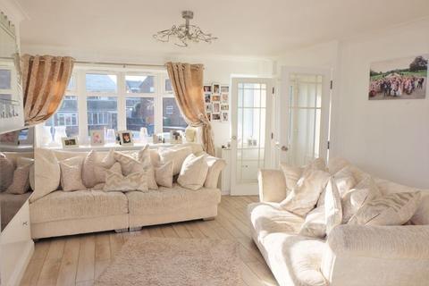 25a Limetree Road, Sutton Coldfield, B74 3RR