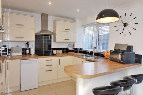 25a Limetree Road, Sutton Coldfield, B74 3RR