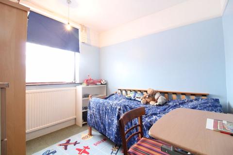 11 Byron Road, Luton, LU4 0HX