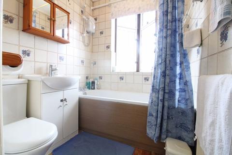 11 Byron Road, Luton, LU4 0HX