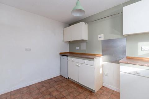 Clova Cottage, 17 Biggiesknowe, Peebles, EH45 8HS