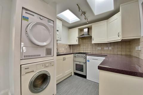 4 Primrose Gardens, Bushey, WD23 1BU
