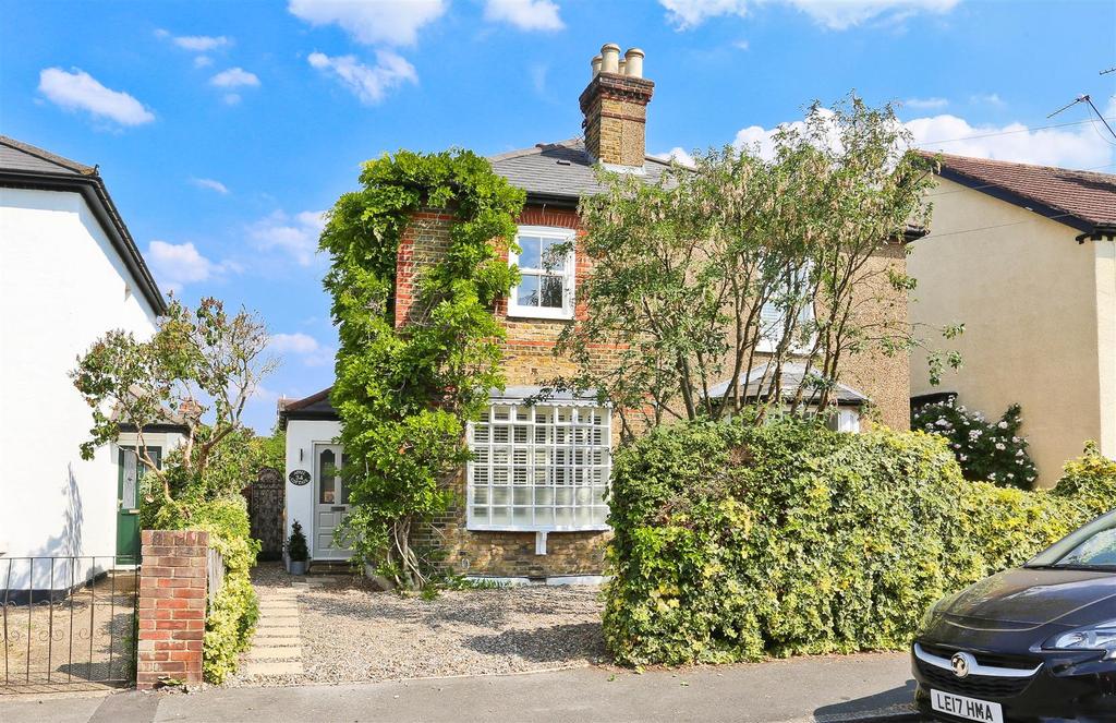 Sutton Grove, Sutton 3 bed cottage £490,000