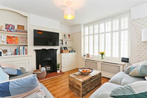 34 Sutton Grove, Sutton, SM1 4LR