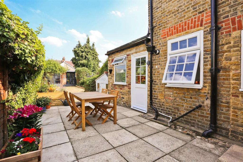 420746964 - 34 Sutton Grove, Sutton SM1 4 LR-1.jpg