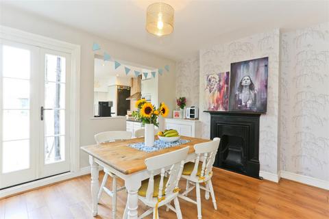 34 Sutton Grove, Sutton, SM1 4LR