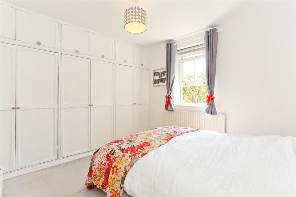 420746964 - 34 Sutton Grove, Sutton SM1 4 LR-11.jpg