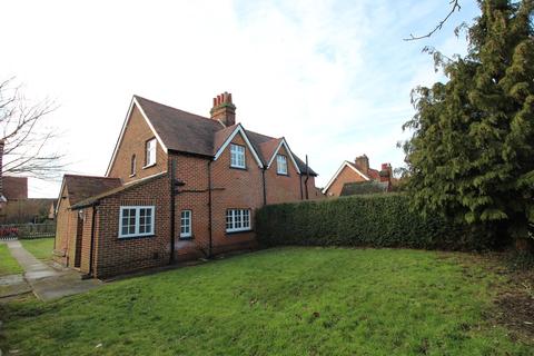 24 Ground Lane, Hatfield, AL10 0HH