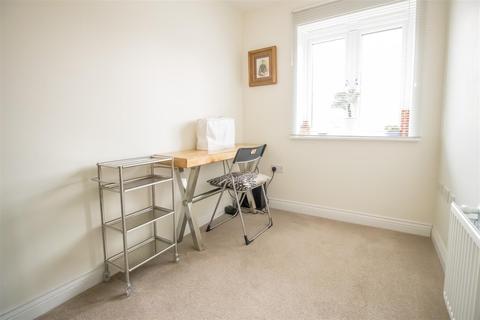 3 Wortham Close, Great Denham, Bedford, MK40 4RU