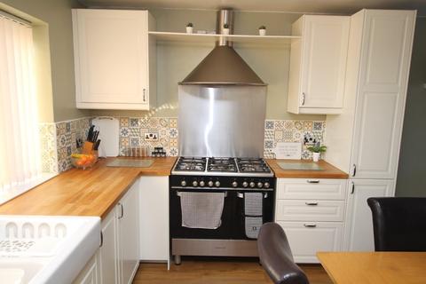 44 Plumpton Gardens, Bradford, BD2 1PF
