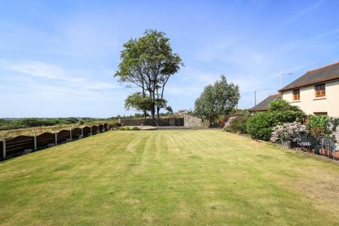 3 bedroom detached house for sale, Bridgend CARDIFF