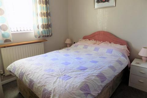 8 Blackthorn Close, Bingham, Nottingham, NG13 8UB