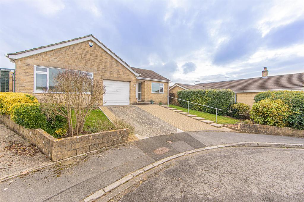 Ethelred Place, Corsham 3 bed detached bungalow for sale £375,000