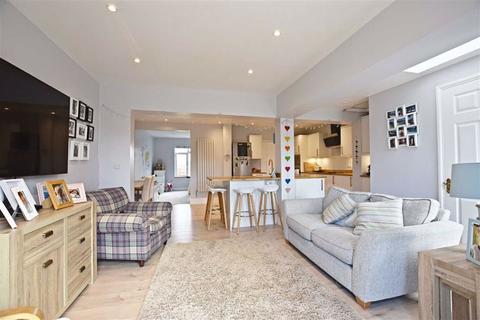 75 Sandyleaze, Gloucester, GL2 0PU