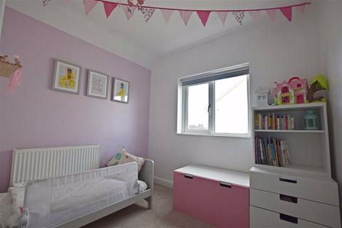 75 Sandyleaze, Gloucester, GL2 0PU