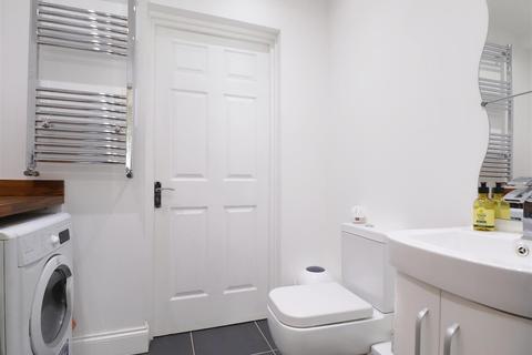 81 Appledore Avenue, Bexleyheath, DA7 6QJ