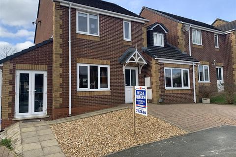 21 Glenfields Road, Haverfordwest, SA61 1EB