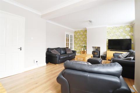 41 Palmar Crescent, Bexleyheath, DA7 4LQ