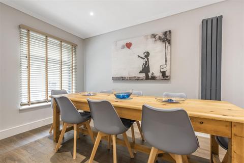53 Princess Victoria Street, Bristol, BS8 4BX
