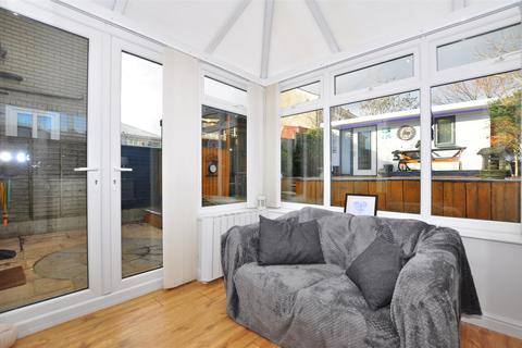 145 Blakedown Road, Halesowen, B63 4QL
