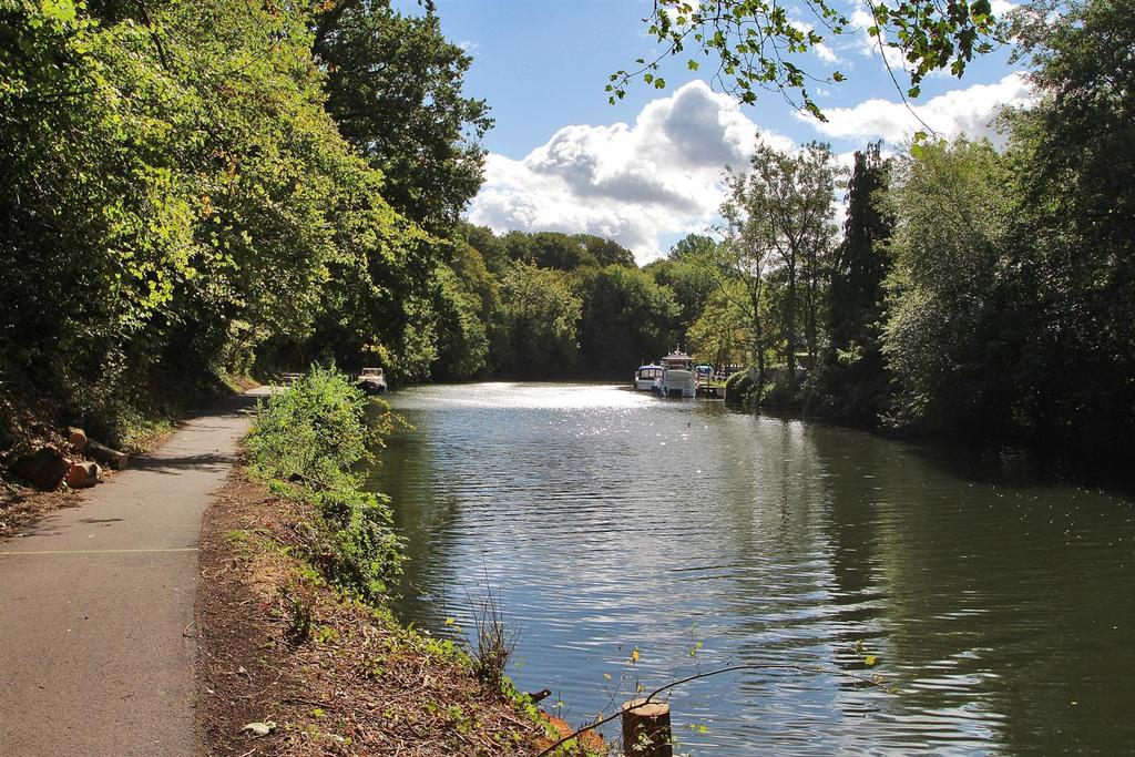 Tow path view.jpg