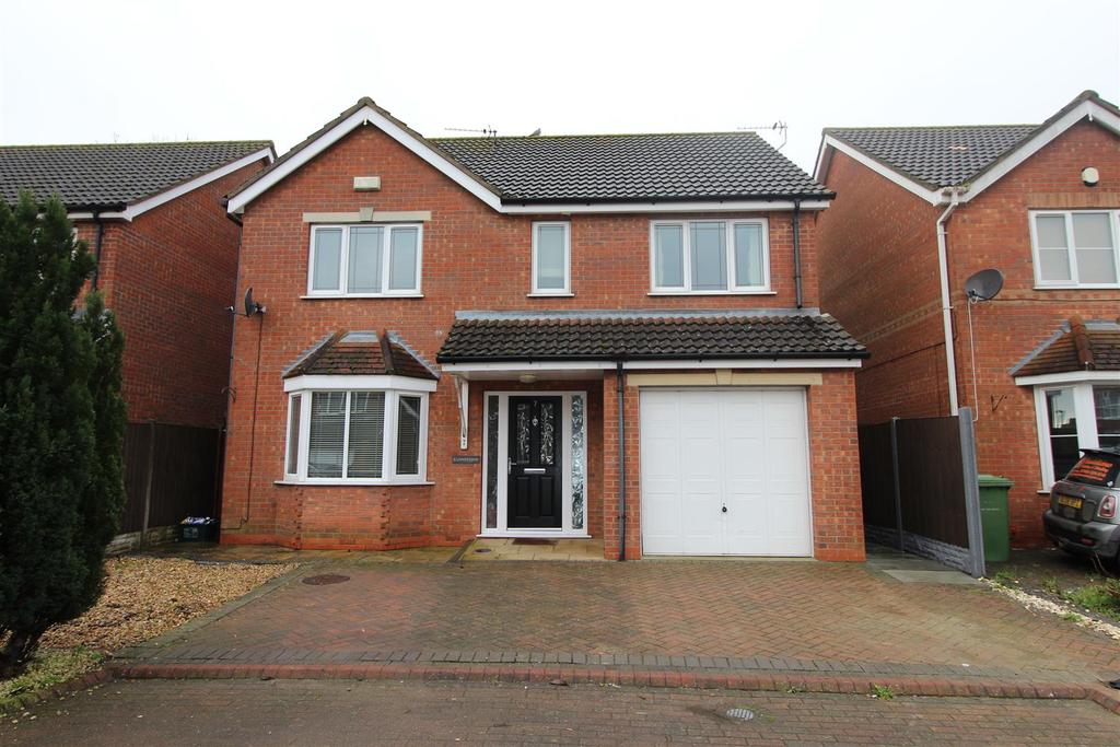 7 Fields End, Ulceby, N.E. Lincs, DN39 6UT 4 bed detached house £850