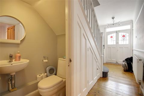 283 Bury Street West, London, N9 9JN