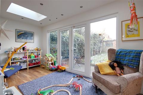 283 Bury Street West, London, N9 9JN