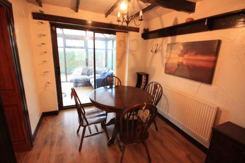 1a Springfield Grove, Biddulph, Stoke-on-trent, ST8 7BA