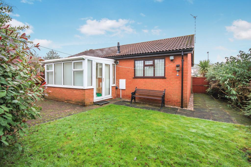 Whiteridge Road, Kidsgrove 2 bed detached bungalow £195,000