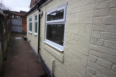 90 Hamil Road, Stoke-on-trent, ST6 1AU