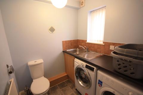 8 Botham Grove, Stoke-on-trent, ST6 5NX