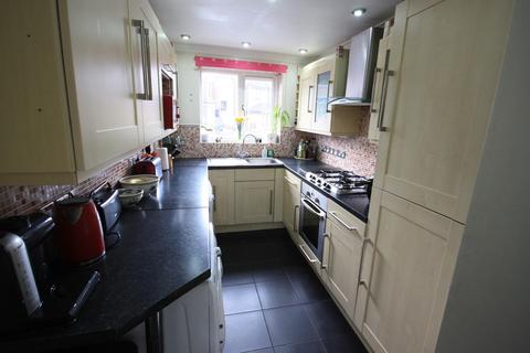 18 Crowndale Place, Stoke-on-trent, ST6 6XL