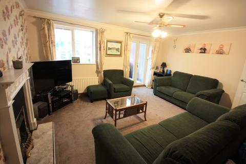 18 Crowndale Place, Stoke-on-trent, ST6 6XL