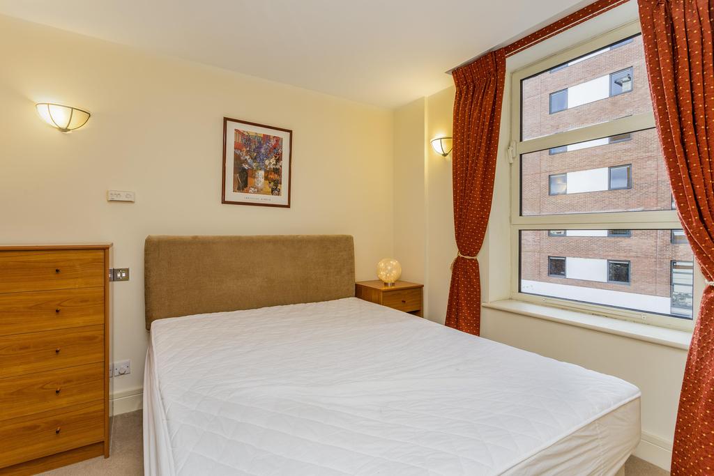 Consort Rise House, 199203, Buckingham Palace Road, SW1W 9TB 1 bed
