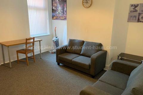 4 bedroom house share to rent - Littleton Road, Salford, M6 6ED