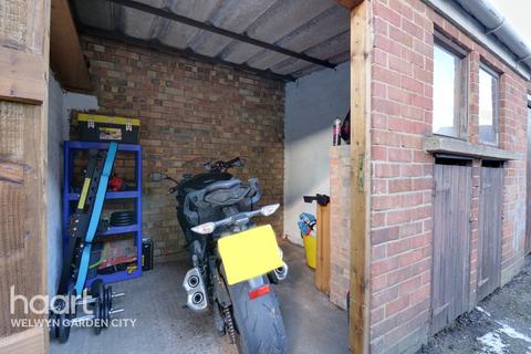 21 Cornerfield, Hatfield, AL10 0UN