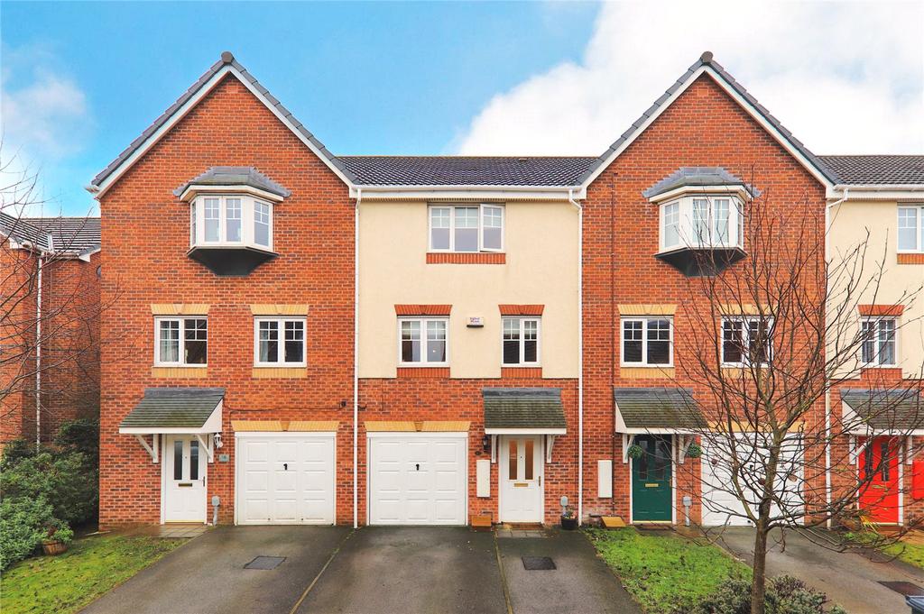 Staunton Park, Kingswood, Hull, HU7 3 bed terraced house £140,000