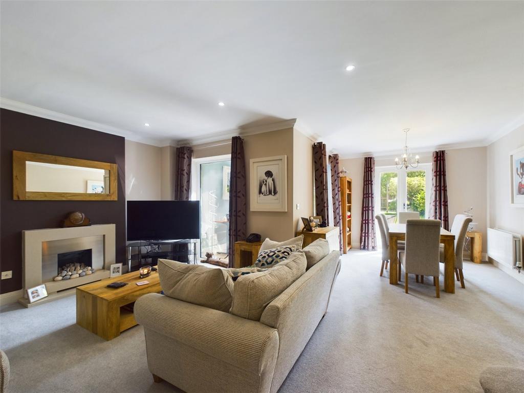 Living / Dining Room
