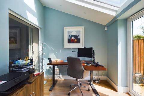 3 Hernes Oak, Chinnor, OX39 4AU