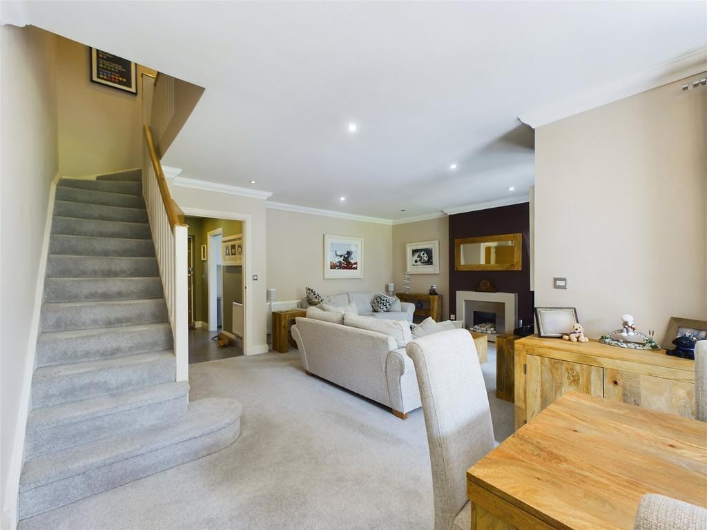Living/Dining Room