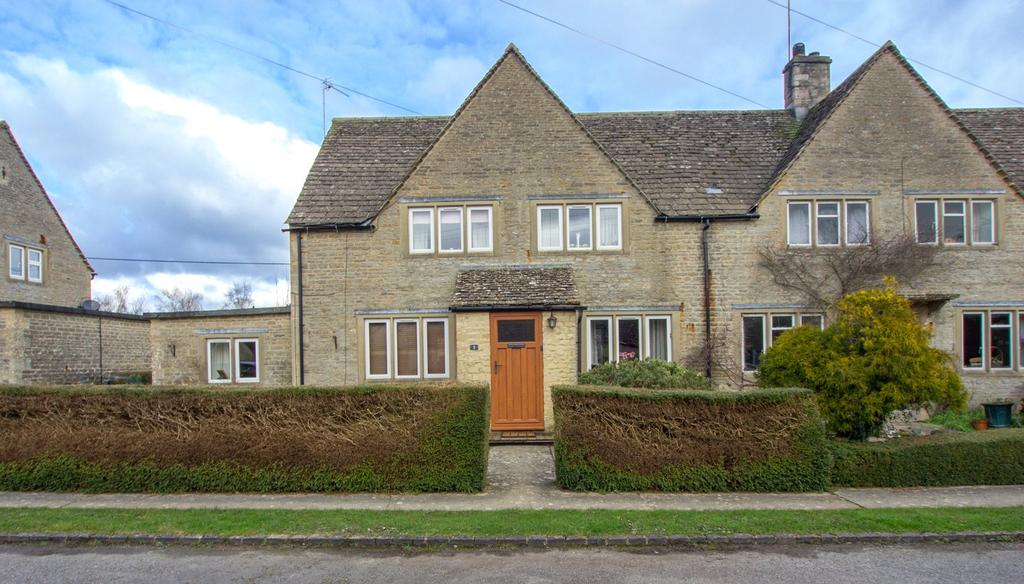 The Gassons, Filkins, Gloucestershire, GL7 3 bed semidetached house