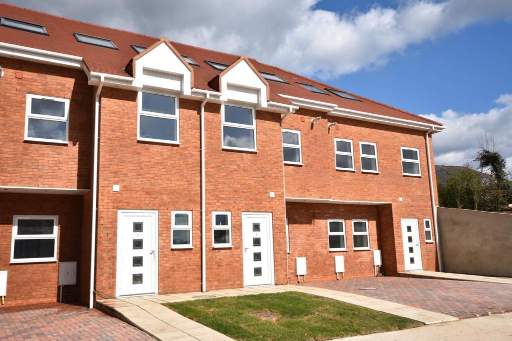 Hivings Hill, Chesham, HP5 4 bed semidetached house £595,000