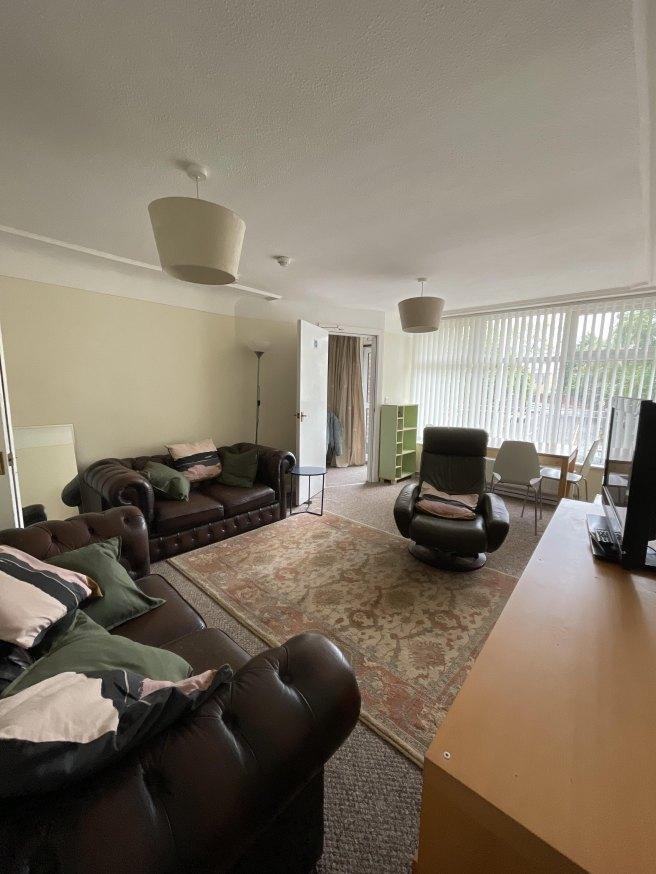 Barons-court-ch2-1be-926743