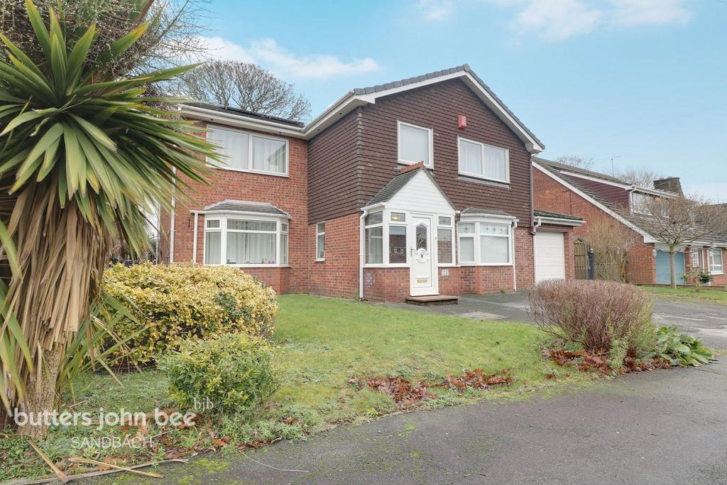 Fields Drive, Sandbach 5 bed detached house £395,000