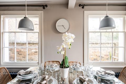 91 Mapledene Road, London, E8 3LL