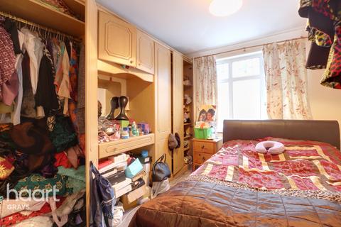 68 Dock Road, Grays, RM17 6EY