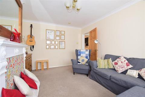 12 Twyne Close, Sturry, Canterbury, CT2 0JW