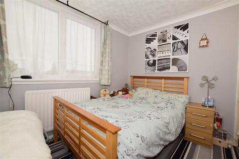 12 Twyne Close, Sturry, Canterbury, CT2 0JW