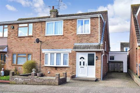 12 Twyne Close, Sturry, Canterbury, CT2 0JW